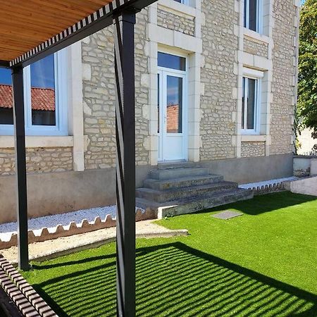 Appartement Lumineux Proche Futuroscope Жоне-Клан Экстерьер фото